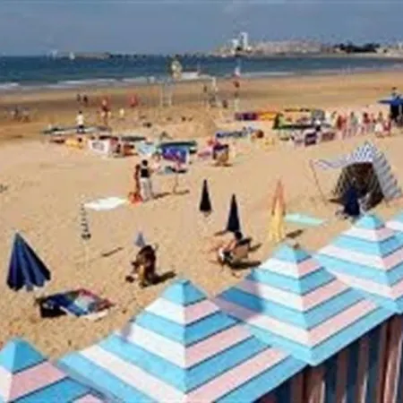펜션 House Le Chateau D'olonne-beaux Volumes 1 Les Sables-dʼOlonne